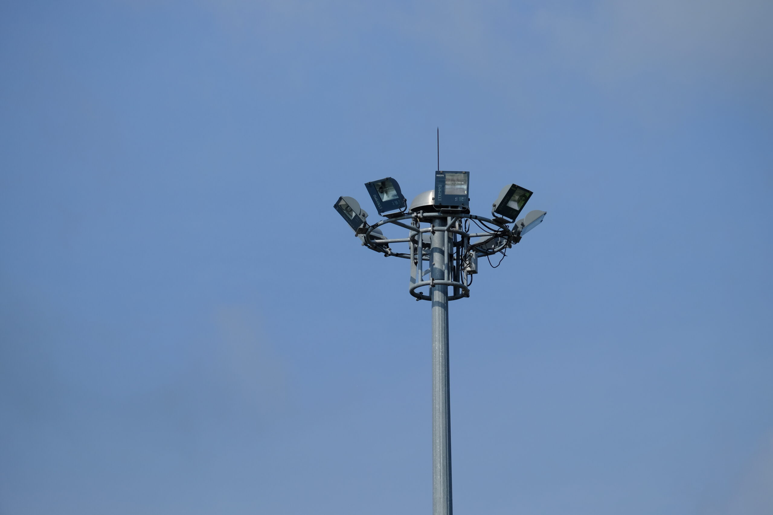 low-angle-view-street-light-against-clear-blue-sky (1)